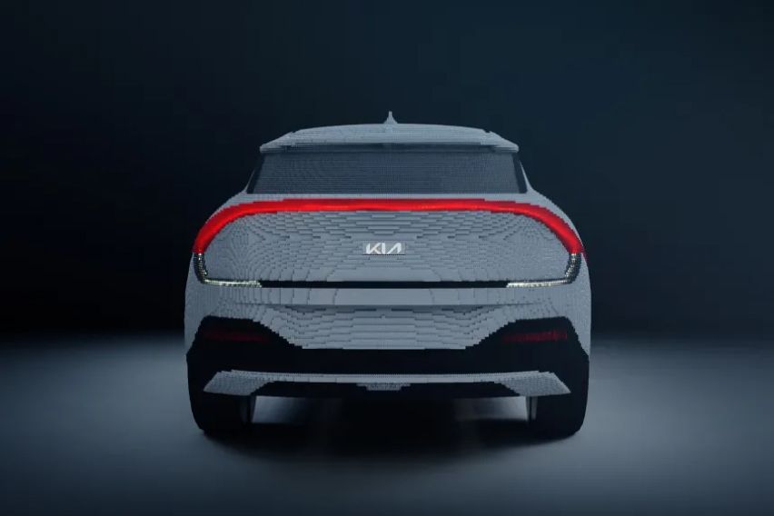 ‘Brick To The Future’ EV6 model