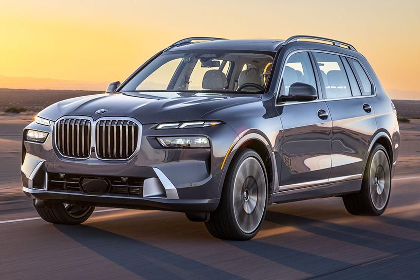 2023 BMW X7 xDrive40i 