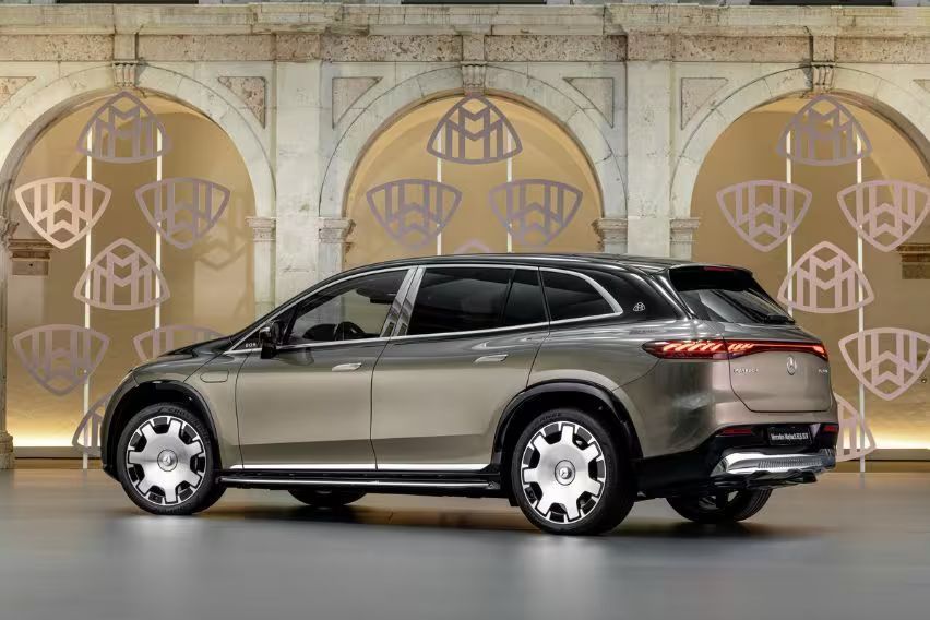 Mercedes-Maybach EQS