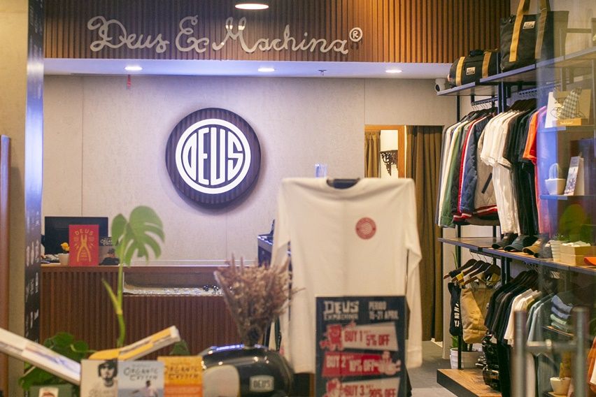 Deux Ex Machina Store