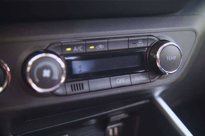 Toyota Raize Turbo AC