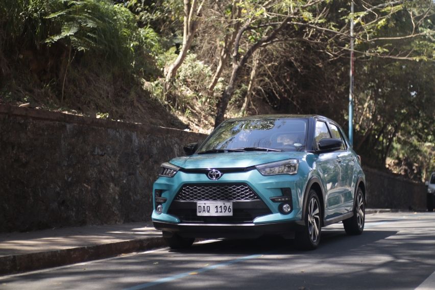 Toyota Raize Turbo Quarter