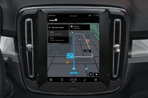 Volvo integrates Waze app onto models' infotainment 