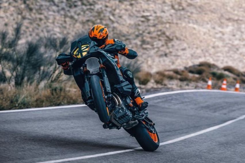 All-new KTM 890 SMT Supermoto Tourer launched; check full details 