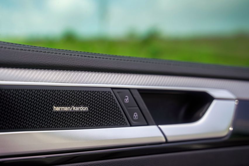 2023 Volkswagen Arteon R-Line 4MOTION