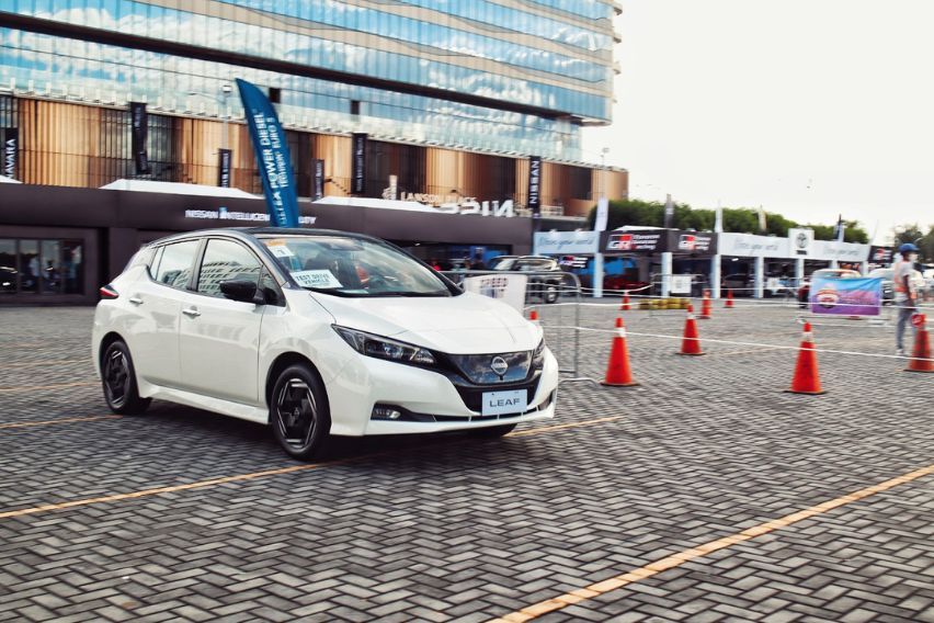 Nissan Leaf (Photo by Roy Robles)