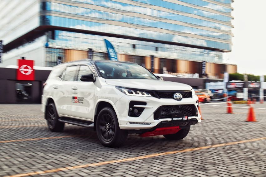 Toyota Fortuner GR-S (Photo by Roy Robles)