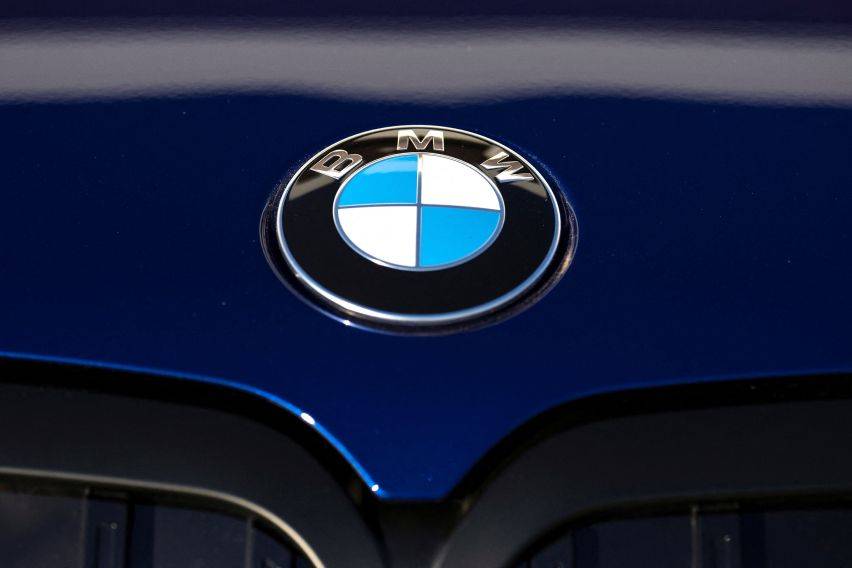 BMW urges 90,000 car owners not to drive cars with defective airbags BMW urges 90,000 car owners not to drive cars with defective airbags