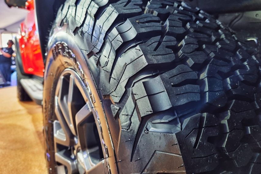 Ford Ranger Raptor BF KO2