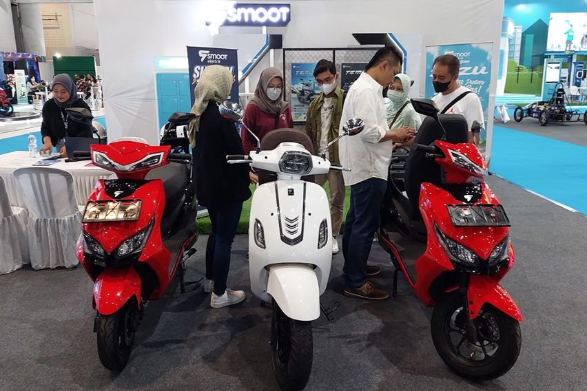 Smoot Motor Tawarkan Motor Listrik Bersubsidi di PEVS 2023