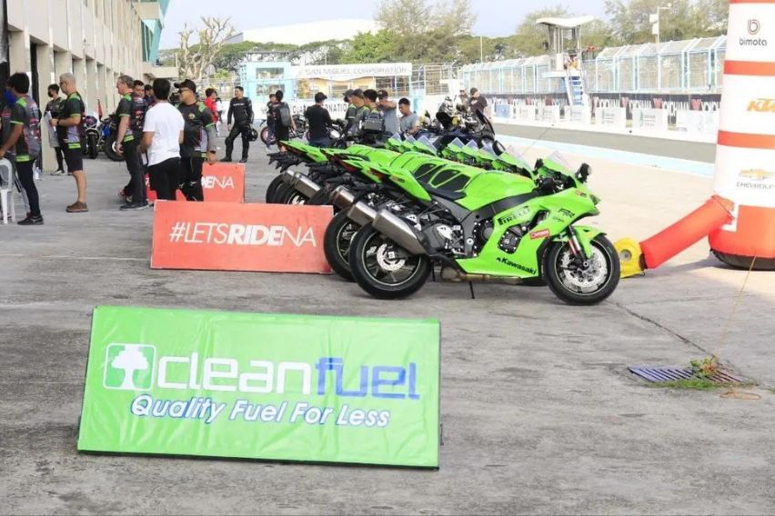 Cleanfuel x 10th California Super Bike School