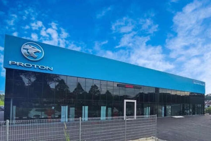 new Proton 3S center