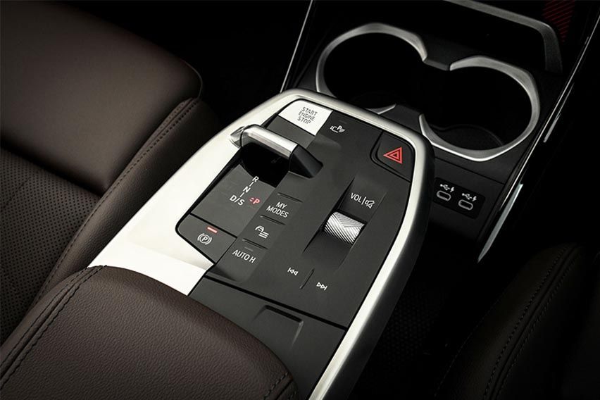 BMW X1 xDrive30e M Sport specs