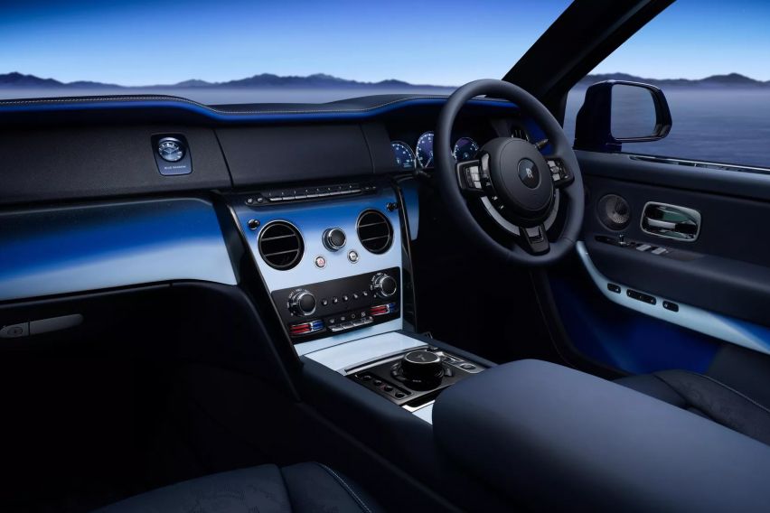 Rolls Royce Black Badge Cullinan Blue Shadow