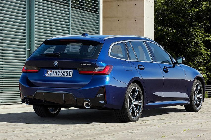 2023 BMW 3 Series Touring (2)