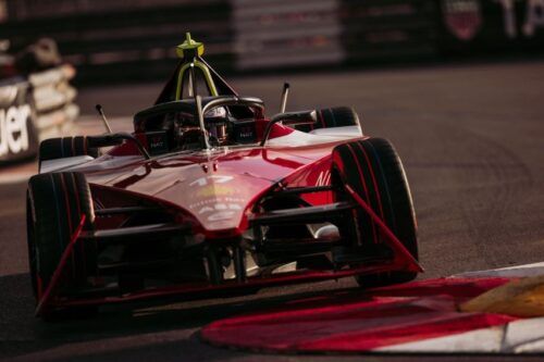 Tim Nissan Formula E Hadapi Beberapa Tantangan di Jakarta E-Prix