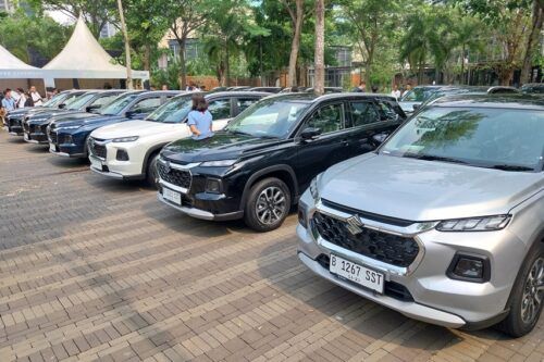Suzuki Serahkan Grand Vitara ke Konsumen, Siap Beredar di Jalanan Indonesia