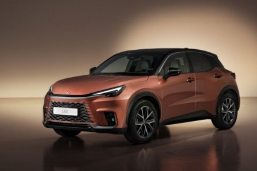 Lexus uncovers the LBX, brand's small crossover for the younger audience