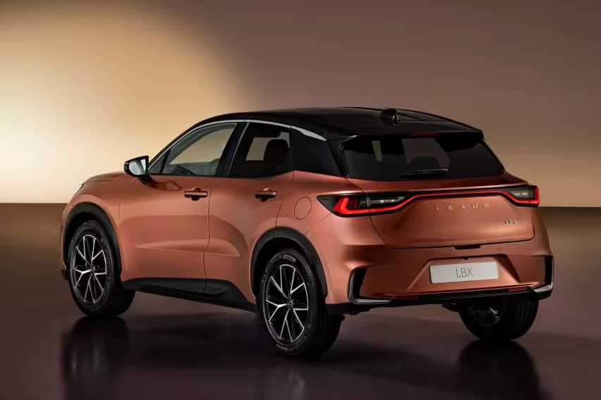 Lexus LBX