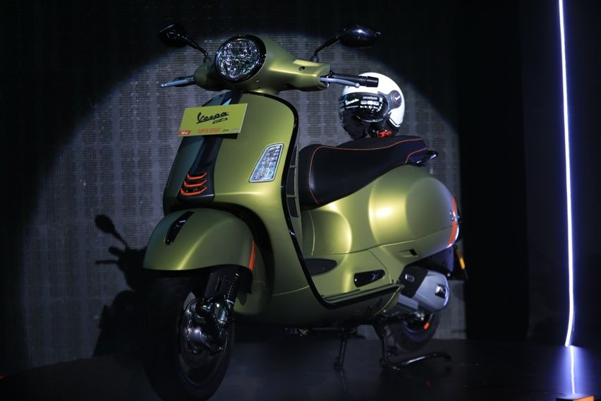 Vespa GTS Super Sport