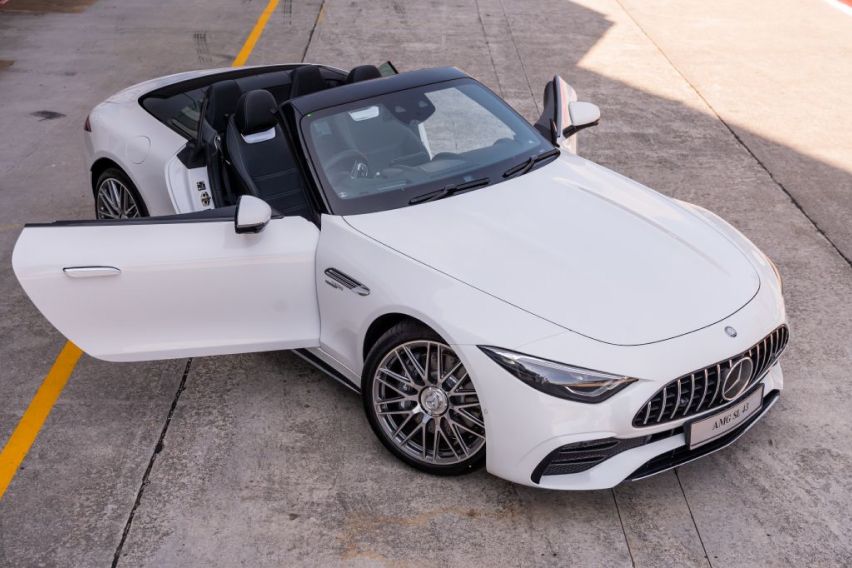 2023 Mercedes-AMG SL43