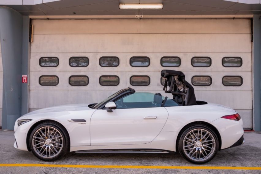 2023 Mercedes-AMG SL43