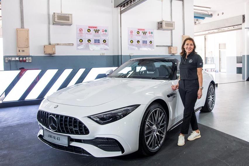 2023 Mercedes-AMG SL43