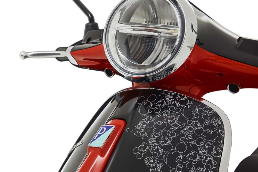 Vespa X Disney Mickey Mouse