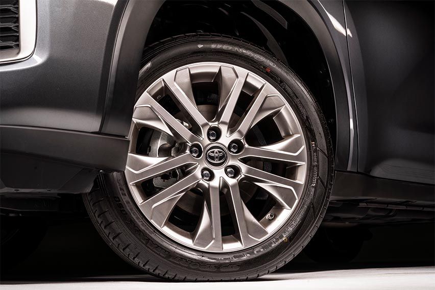 All-new Toyota Innova Zenix