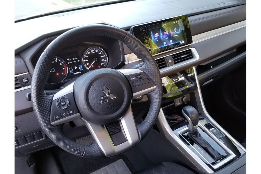 2023 Mitsubishi Xpander GLS (4)