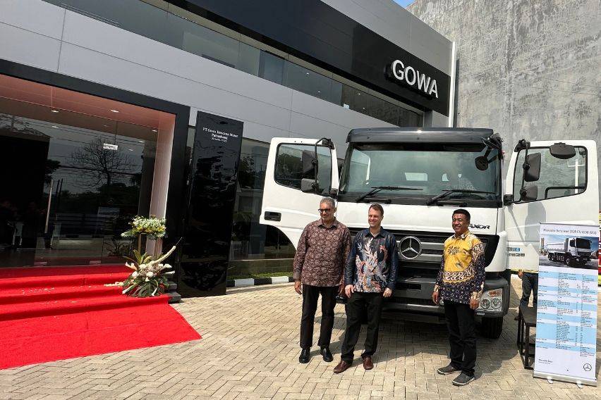 Garap Potensi Besar, Diler Truk Mercedes-Benz Resmi Buka di Palembang 