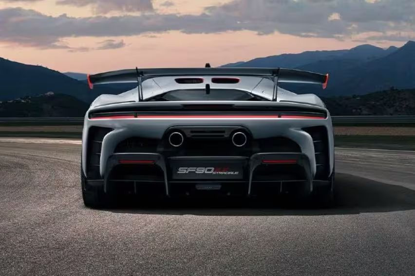 Ferrari SF90 XX