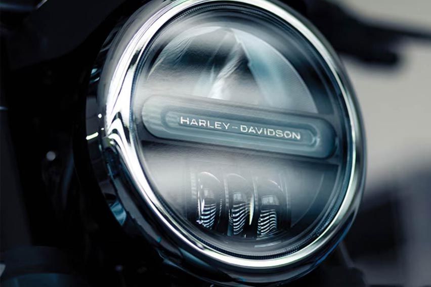  2023 Harley-Davidson X440 in detail -