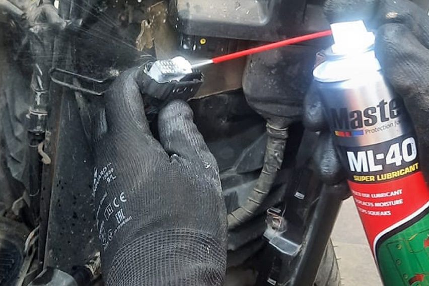 Autochem pelumas dan penghilang karat