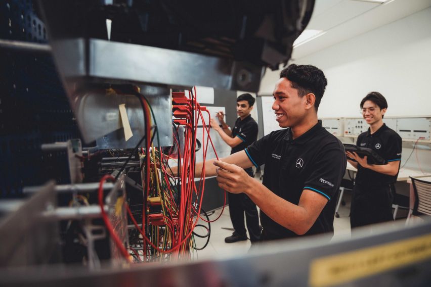 Mercedes-Benz Malaysia invites applications for Advanced Modern Apprenticeship Program 2023