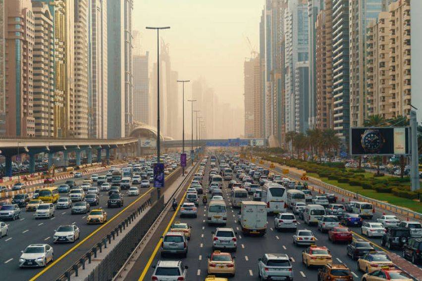 Dubai Imposes Traffic Fines Of Up To AED 100,000