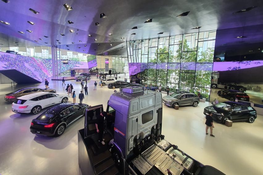 Hyundai Motorstudio goyang