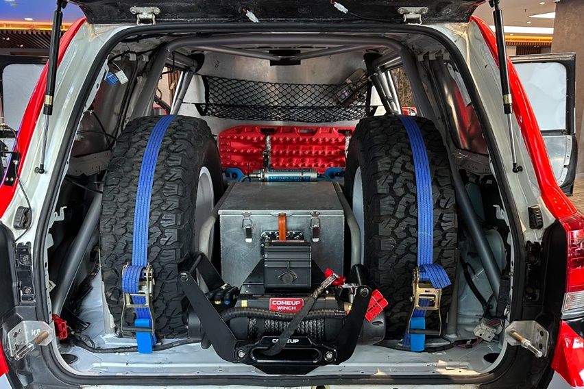 Land Cruiser 200 AXCR