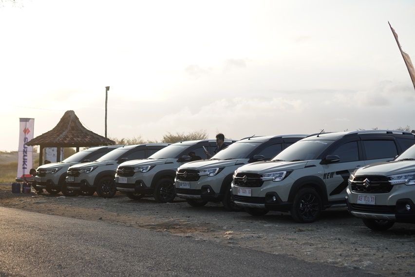 New Suzuki XL7 Hybrid