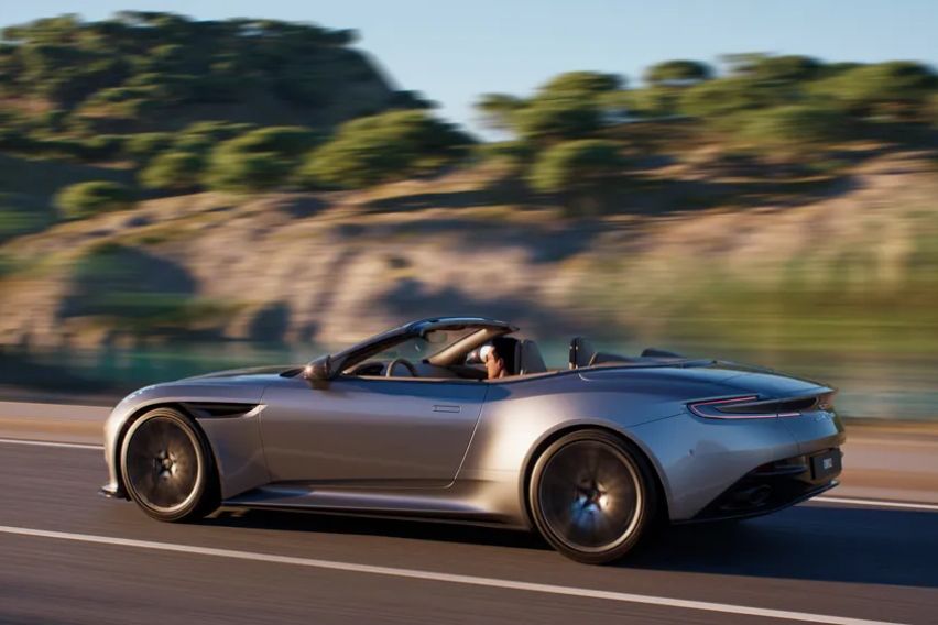 Aston Martin DB12 Volante