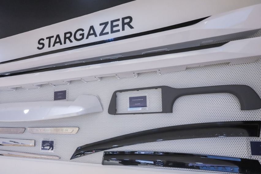 Aksesori resmi Hyundai Stargazer