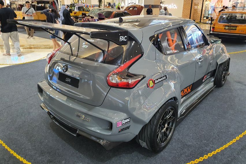 Hot Wheels Legends Tour