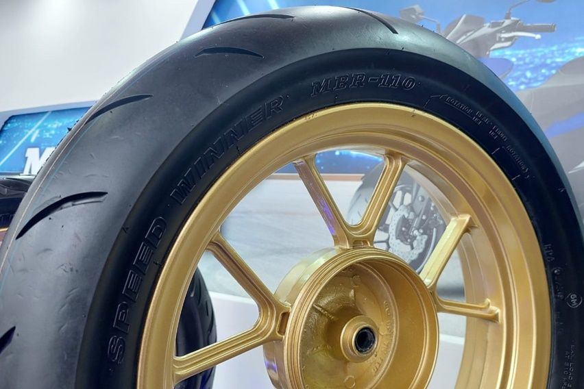 Ban IRC soft compound Yamaha Aerox