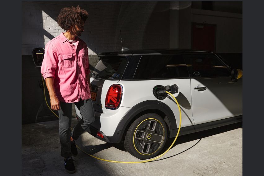 Grab benefits of up to RM 20,000 on the purchase of new Mini Electric