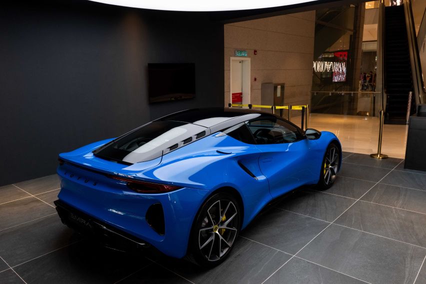 Lotus Emira i4 First Edition