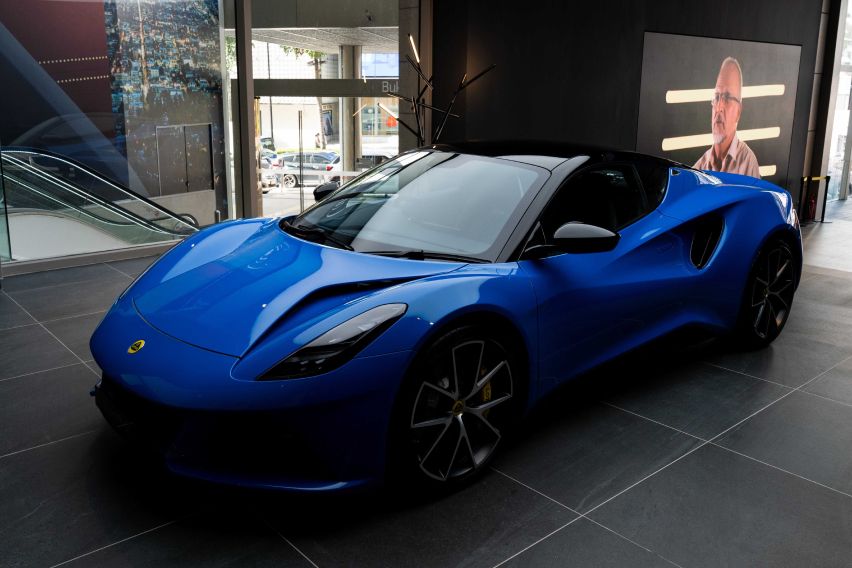 Lotus Emira i4 First Edition