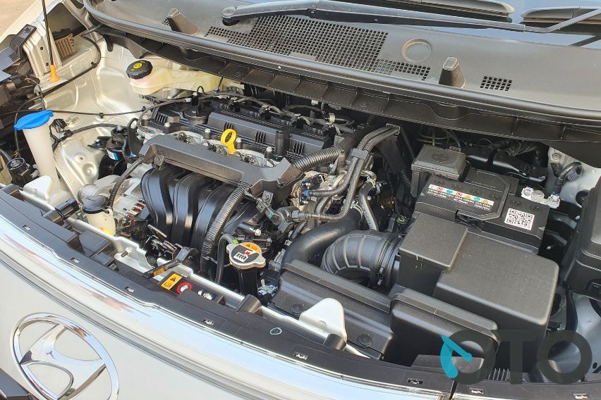 Hyundai Stargazer X Review