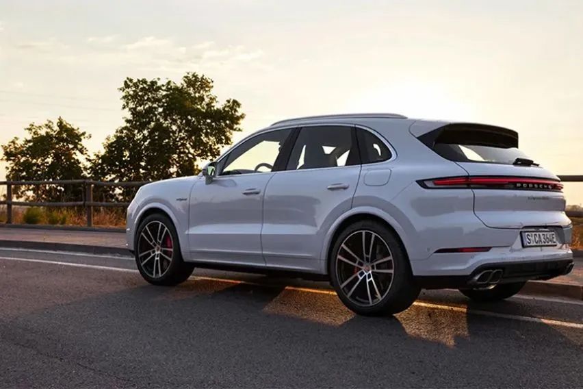 Porsche Cayenne Turbo E-Hybrid