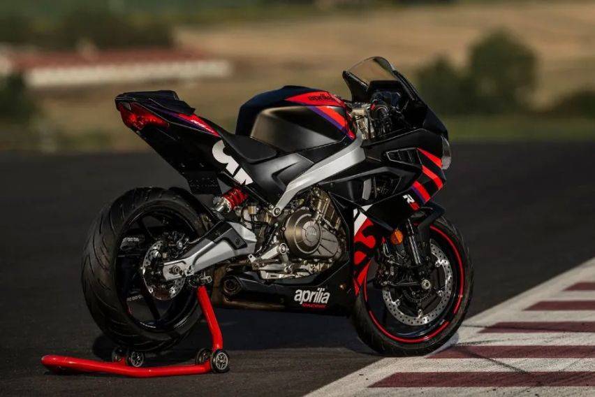 Meet Aprilias New Sports Bike The Rs 457 