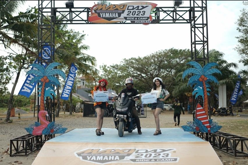 Maxi Yamaha Day Makassar Usung Konsep Hawaiian dan Camping di Pinggir Pantai